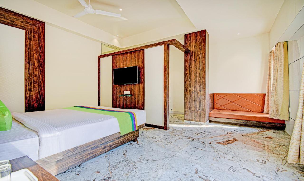 Treebo Trend Mb Residency Hotel มุมไบ ภายนอก รูปภาพ